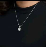 Kalung Titanium Silver Liontin Love Kecil Permata Anti Karat