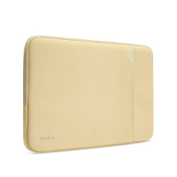 【tomtoc】MacBook Pro 16” 完全防護筆電包 鵝黃(M4新款適用 內袋)