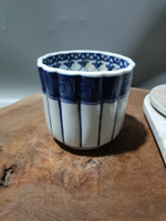 日本回流瓷器古董精品老青花香爐，內瓔珞紋，外回紋滿工全品。保