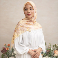 Wearing Klamby - Pina Scarf