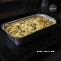 Macaroni Schotel MEDIUM - Macaroni panggang isi olahan daging, cream bechamel, keju moza