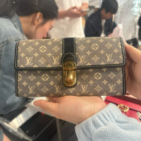 Preloved Lv denim long wallet