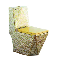 Diamond square design golden color ceramic bathroom water saving water closet diamond golden toilet