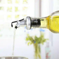 Olive Oil Pourer Dispenser Spout Bottle Nozzle Liquor Leak Proof Plug Bottle Stopper Olive Oil Vinegar,for Bar Kitchen Gift