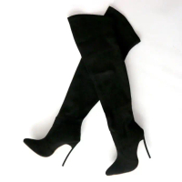 TERLARIS YKSHOES 1470 BOOTS HAK HEELS 12CM STILETTO THIGH HIGH TINGGI PAHA SUED