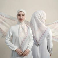 ZOYA VERA PRINT SCARF KERUDUNG SEGIEMPAT PREMIUM INCLUDE BOX ZOYA