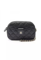 Chanel Pre-Loved Chanel matelasse round zipper wallet Caviar skin black gold hardware