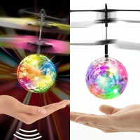 Helikopter UFO Terbang Induksi Inframerah dengan Lampu LED Pelangi Bersinar, Bola Kristal Berwarna-w