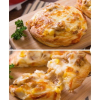 滿一千五就送雞塊兩包！金黃香酥燻雞派~加熱即可食用