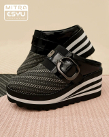 ESYUFOOTWEAR - AMBA HITAM - Sepatu wedges