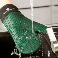 《MasterClass》止滑矽膠隔熱手套(橫紋綠) | 防燙手套 烘焙耐熱手套