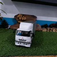 Diecast Miniatur Mitsubishi Fuso skala 1:43
