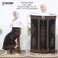 Sarung Santri / Sarung Goyor Terpopuler/Sarung Goyor Wanita/Sarung Goyor Murah/Sarung Rayon Super/ S