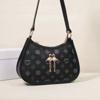 Beg Wanita Baru 2025 Swan Beg Bahu Hiasan Fesyen Wanita Beg Ketiak Percetakan Mudah alif syukri hand