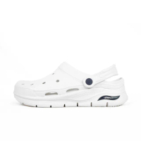 【SKECHERS】Arch Fit Foamies 男 運動休閒涼鞋 洞洞鞋 防水 舒適 白(243160WNV)