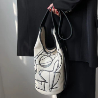 Girls Crossbody Handbags Adjustable Strap Crossbody Coin Purse Casual Canvas Printing for Traveling Shopping