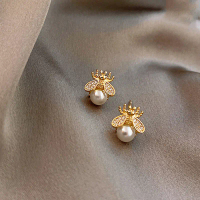 1pair Fashion Bee Bee Stud ต่างหูผู้หญิงเรียบง่ายต่างหูที่สง่างาม