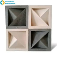 Roster beton/loster beton/ventilasi udara motif arrow merah