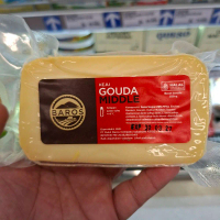 Baros Gouda middle cheese | keju Baros Gouda middle / pack 250 gram