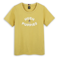 【Hush Puppies】女裝 T恤 素色立體品牌英文矽膠刺繡狗T恤(駱黃 / 43211209)
