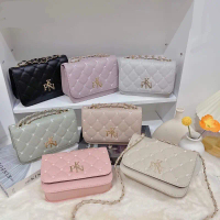 พร้อมส่งกระเป๋าสะพายแฟชั่น PNKภาพสินค้าจริง มีบริการเก็บเงินปลายทาง ဖ  ရ  ဲ  သ  ီ  း  ဆ  န  ်  အ  ိ 