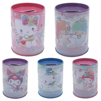 小禮堂 Sanrio 三麗鷗 鐵製圓形存錢筒/筆筒 Kitty 美樂蒂 酷洛米 大耳狗 雙子星