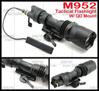 美式M952款LED強光戶外戰術電筒/快拆導軌夾具版戰術頭盔照明燈