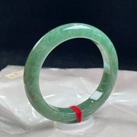 緬甸手鐲滿豆綠翡翠手鐲種水老顏色靚麗色彩均勻優雅價效比超高