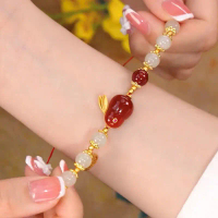 Gelang Kelinci Giok Putih untuk Wanita Desain Niche Hijau Baru Gelang Gaya Kuno Bernilai Tinggi untu