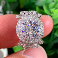 Huitan Romantic Women Wedding Bands Rings Novel Design Statement Engagement Ring Luxury Cubic Zirconia Jewelry Wholesale Lots