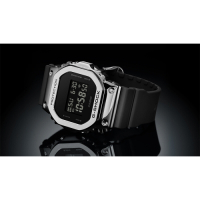 CASIO 卡西歐 G-SHOCK 超人氣軍事風格手錶 送禮推薦-銀x黑 GM-5600-1