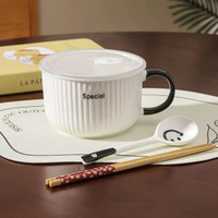 全城熱賣 - 忌廉風陶瓷泡麪碗家用帶蓋保鮮飯碗可微波爐學生手柄碗上班便當盒（黑白色）5.2英寸泡麪碗+保鮮蓋+黑白長勺+筷子 800ml