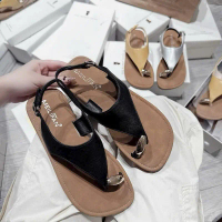 C HMD ( From nhỏ - tăng 1 size ) Sandal Kẹp Xỏ Ngón Quai Da Chất Lượng Cao Nhẹ Ôm Chân Dễ Đi 3 Màu S
