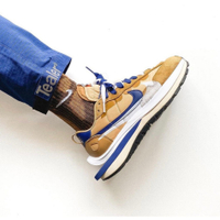 ♚ 2021新款 最新配色 Sacai x Nike VaporWaffle 3.0 棕藍 雙鉤 DD1875-200