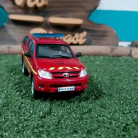 Diecast Miniatur Toyota Hilux skala 1:43