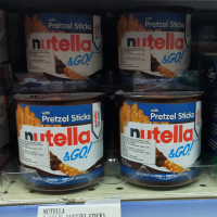 Nutella & Go chocolate pretzel stick 54gr Biscuit biskuit