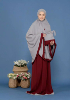 First Hijab Mecca Prayer Set Premium Light Grey in Maroon