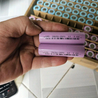 Pin 18650 LXD 25P3 dung lượng 2000mah