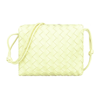 BV BOTTEGA VENETA 寶緹嘉 內裡壓印LOGO編織設計羊皮拉鍊斜背包(小/淺黃)