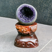 【財神小舖】5A頂級天然烏拉圭聚寶盆紫晶洞(2.18KG一物一拍紫晶洞/水晶洞/紫水晶/消磁/鎮宅/招財/水晶洞)