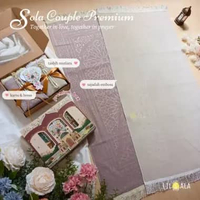 Hampers Sajadah Couple Sola Suede Midi Set Embossed Polos Kado Nikah Seserahan Souvenir Lebaran Sola