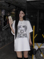 เสื้อยืดโอเวอร์ไซส์ ผู้ชายและผู้หญิง ลาย เสื้อยืดผ้าคอตตอน สีพื้น Vintage pattern sun ผ้าฝ้ายใส่สบาย