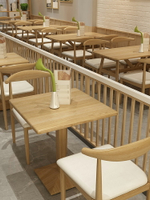 【量大優惠】餐飲商用桌椅小吃蛋糕奶茶店螺螄粉肯德基食堂方桌飯店正方形桌椅