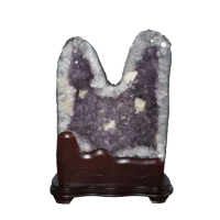 【古緣居】巴西天然紫水晶洞 +木製底座(33.5公斤)