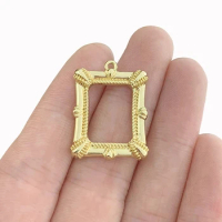 8 x Matt Gold Color Hollow Open Square Photo Frame Charms Pendants For DIY Necklace Jewelry Making Findings Accessories 21x28mm