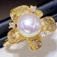Natural Freshwater Aurora Pearl Women's Ring Immaculate 18K Covered in Gold