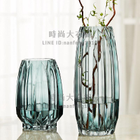 簡約豎棱玻璃花瓶創意彩色透明百合花器客廳水養插花花瓶擺件【時尚大衣櫥】