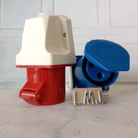 Stop Kontak Surface Mounting Industrial Socket 3 Phase 32A