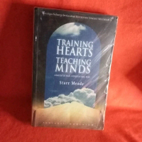 Starr Meade Training Hearts Teaching Minds Membentuk Hati Mendidik Akal Budi Buku Pengajaran Vang Al