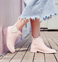 雨鞋 衷情雨雨鞋女時尚款外穿短筒水鞋2020新款防水防滑純色女士雨靴 果果輕時尚